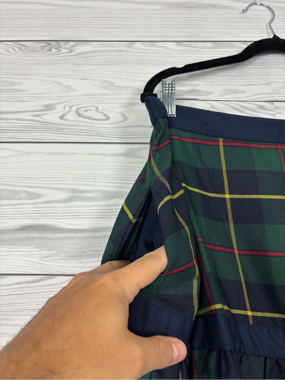 Gretchen Scott Tartan Plaid Tiered Skirt Size Large - Picture 2 of 6